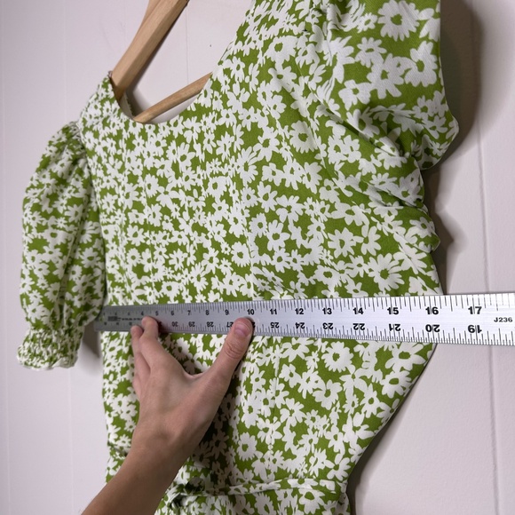 NWT Forever 21 Cute Summer dress, Size XS-S floral green - Picture 14 of 16